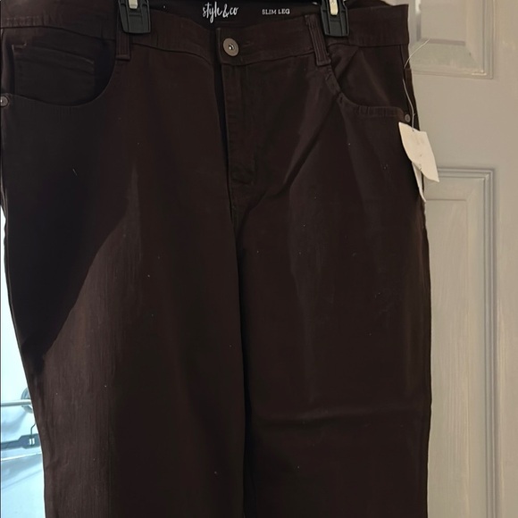 Style & Co. Brown Boot Cut Jeans with Classic Design - Picture 1 of 1